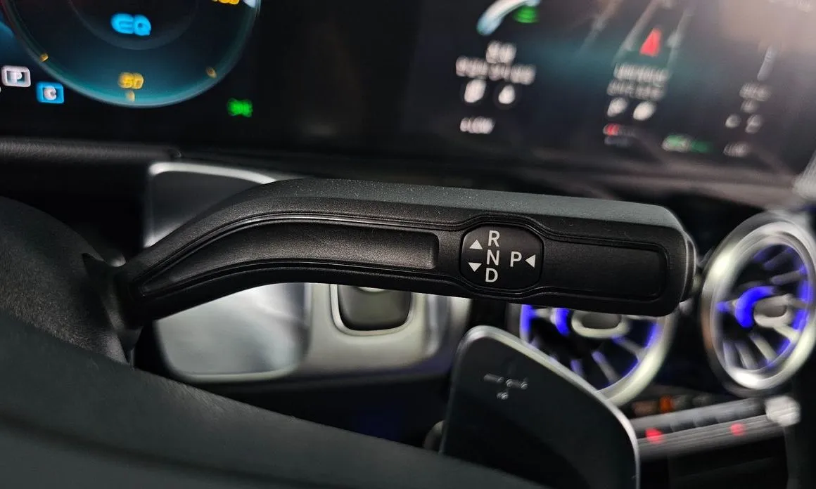 Mercedes-Benz EQB 2023 из KR, фото 3