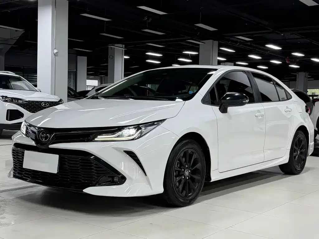 Toyota Corolla — фото 1