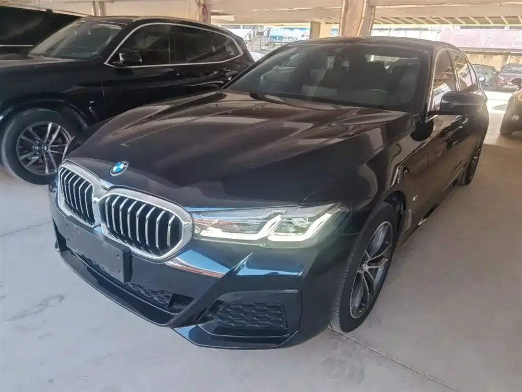 BMW 5 Series — фото 10