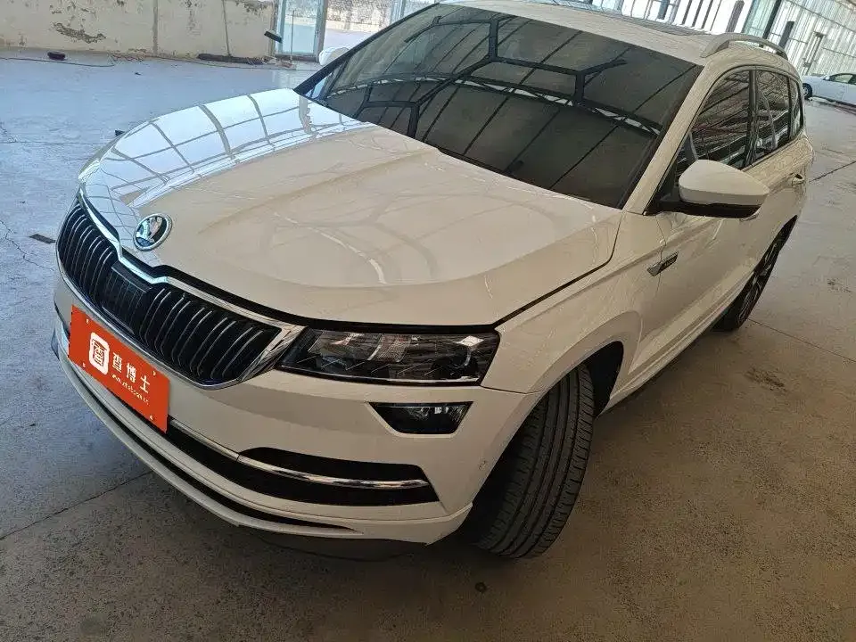 Skoda Karoq — фото 1