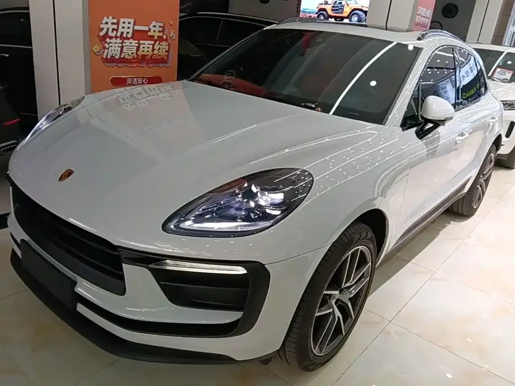 Porsche Macan — фото 1