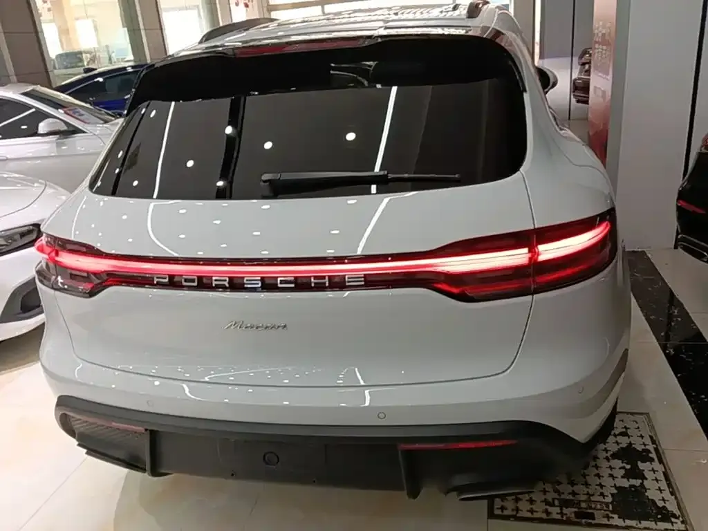 Porsche Macan — фото 10