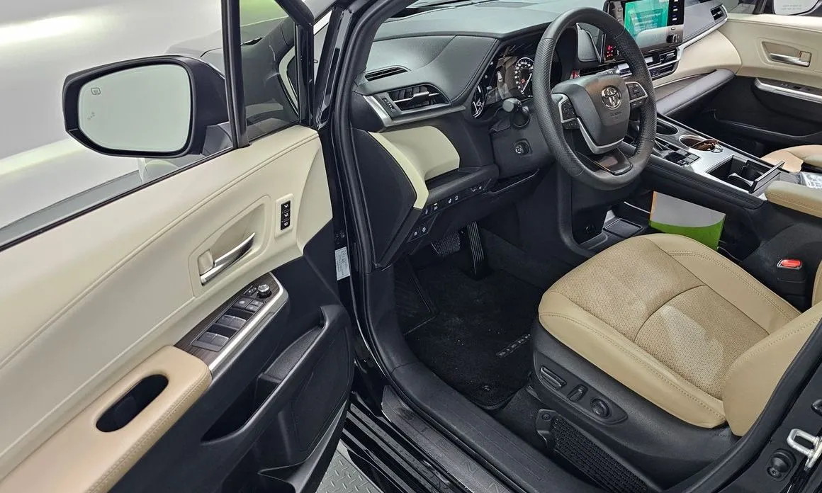 Toyota Sienna 2024 из KR, фото 9