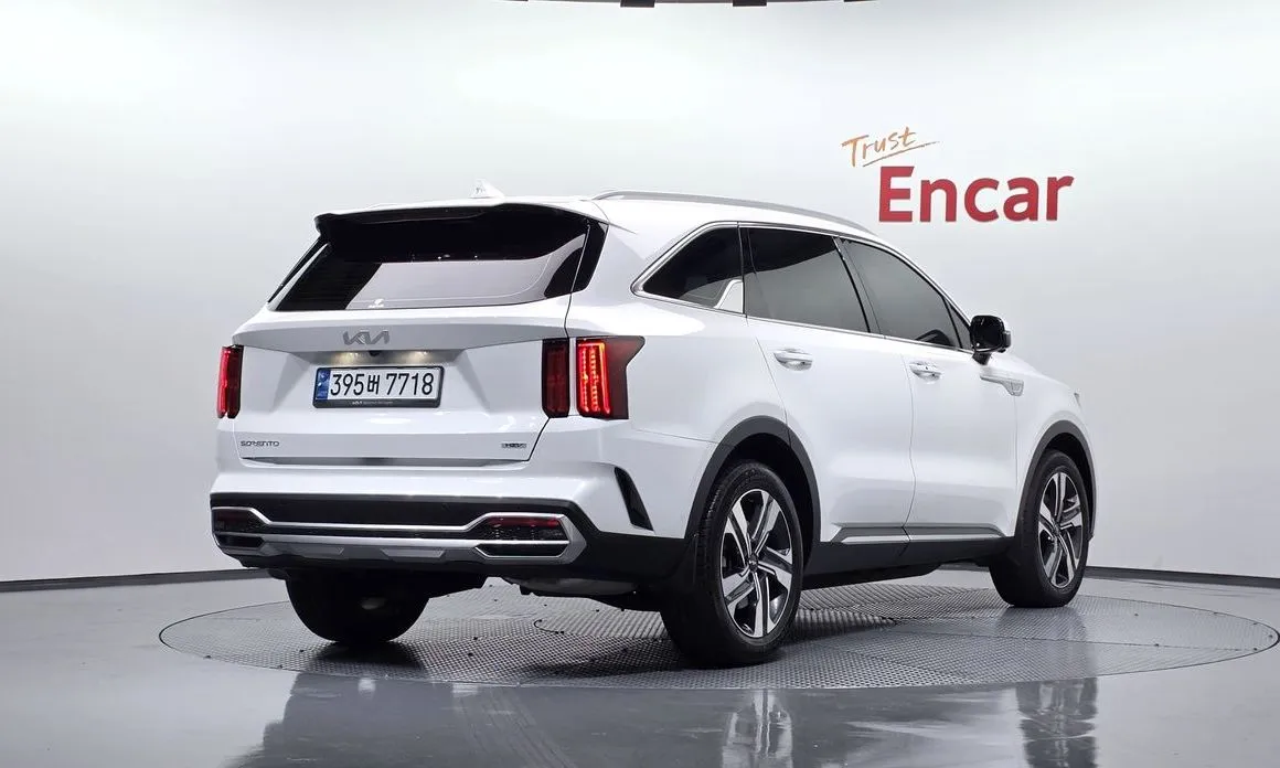 Kia Sorento — фото 4
