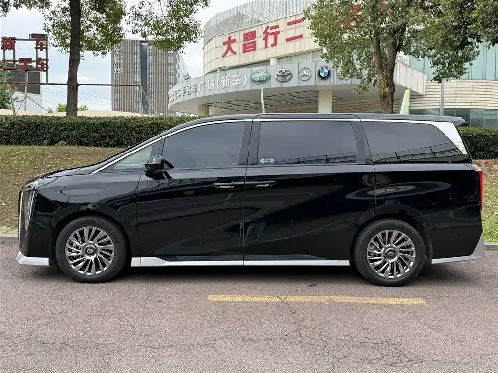 GAC Motor Trumpchi M8 — фото 4