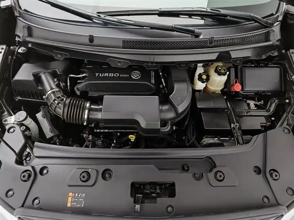 Buick GL8 2021 из CN, фото 9