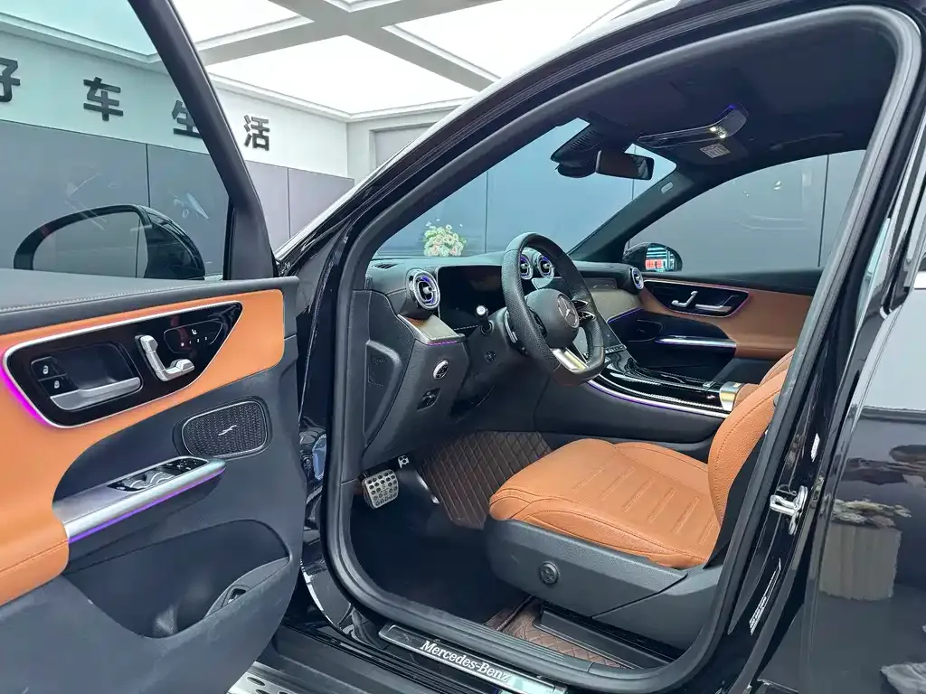 Mercedes-Benz GLC 2024 из CN, фото 2