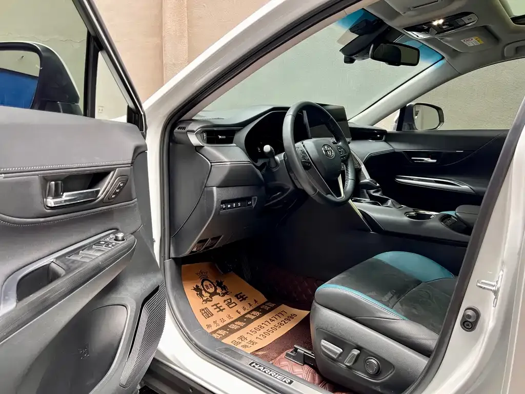 Toyota Harrier — фото 10