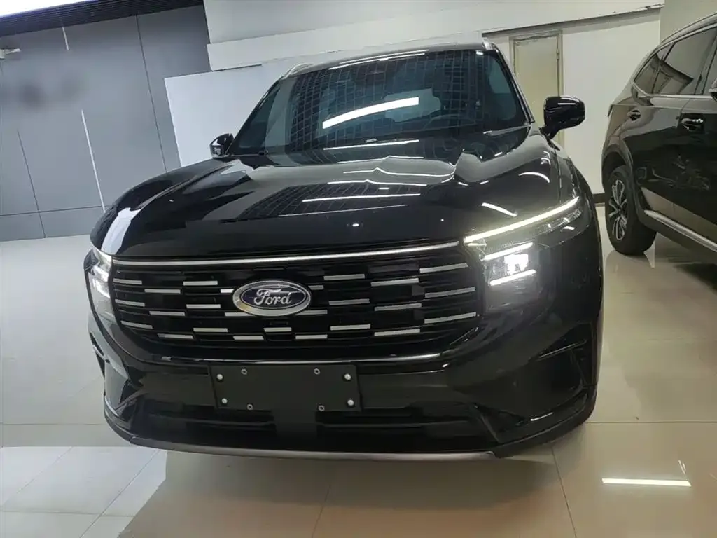 Ford Edge — фото 4