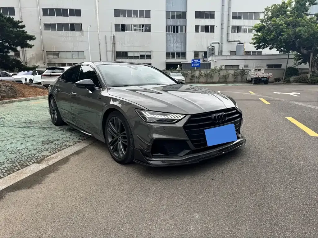 Audi A7 2021 из CN, фото 10