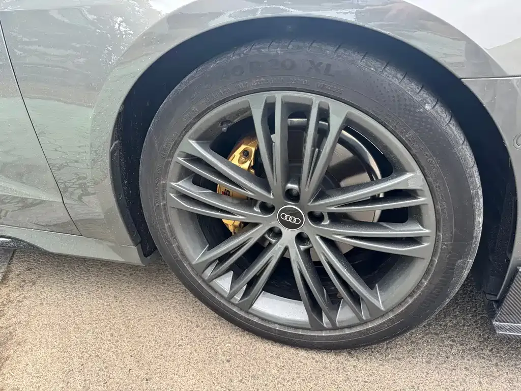 Audi A7 2021 из CN, фото 8