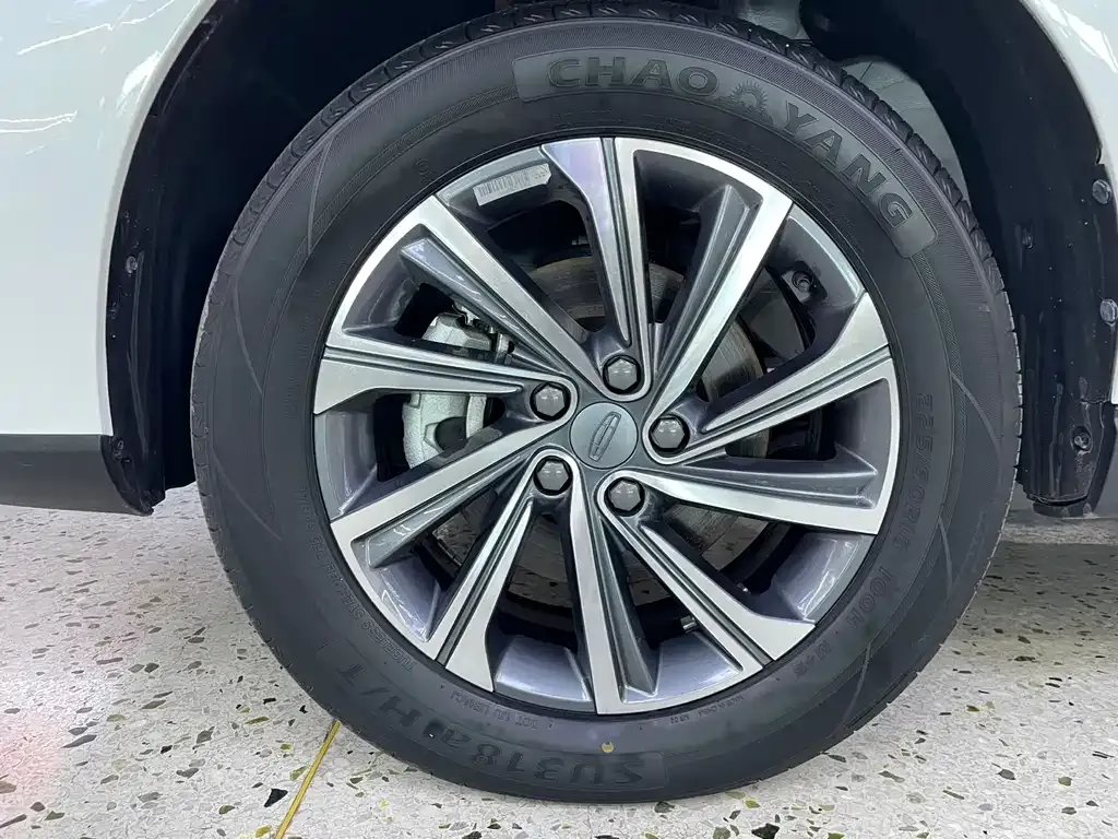 Geely Vision X6 2022 из CN, фото 3
