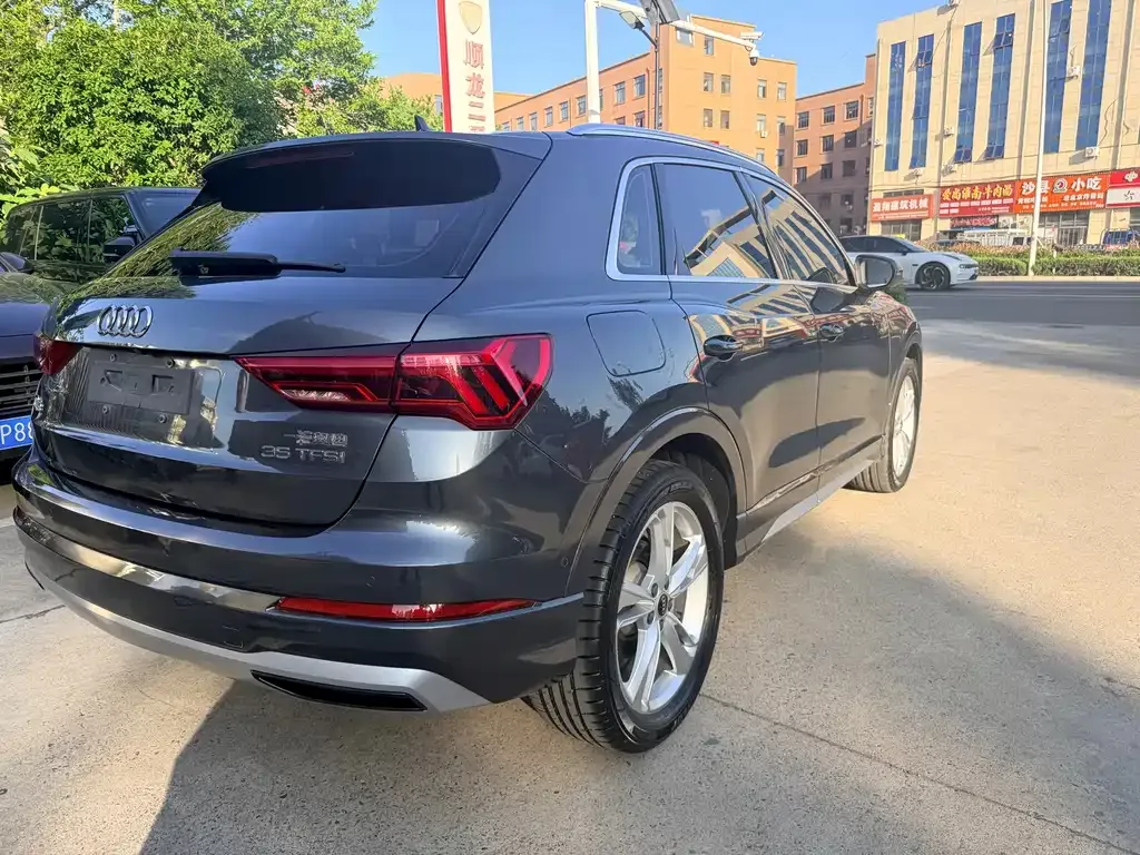 Audi Q3 2021 из CN, фото 9