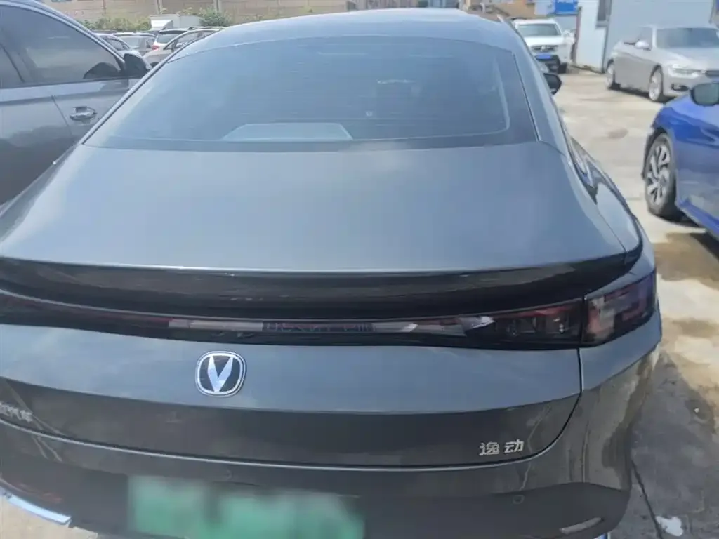 Changan Eado PHEV 2026 из CN, фото 2