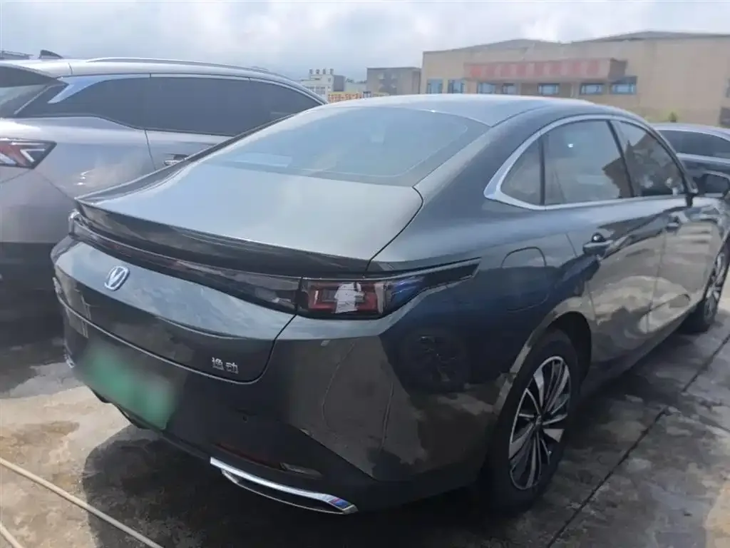 Changan Eado PHEV 2026 из CN, фото 6