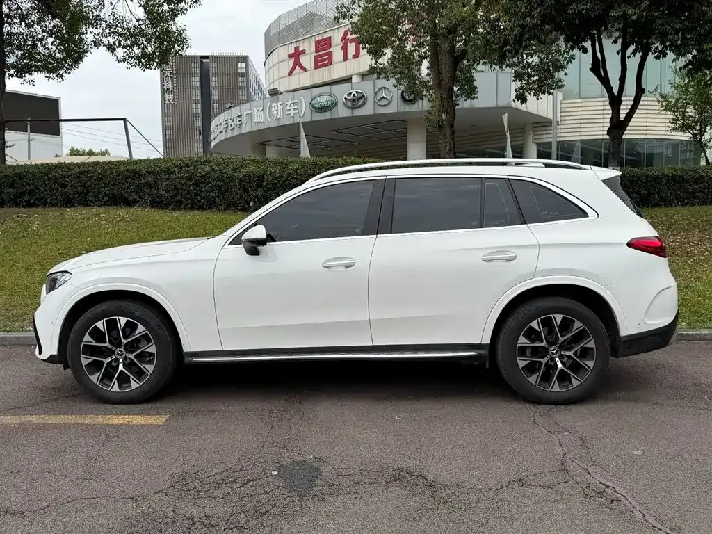 Mercedes-Benz GLC — фото 10