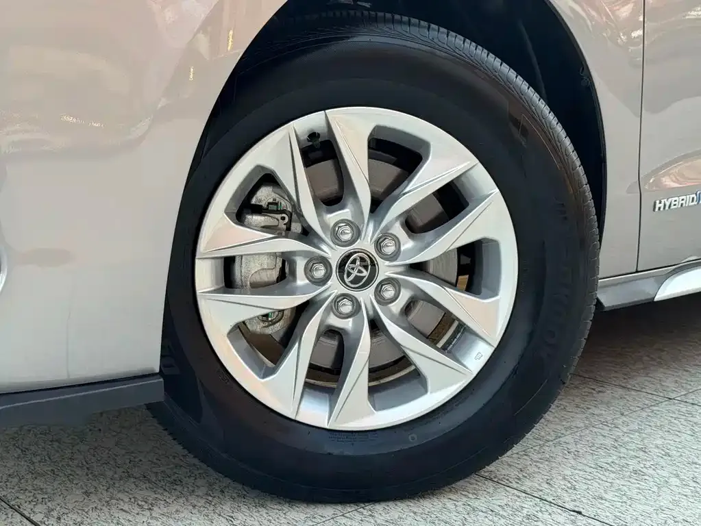 Toyota Granvia 2024 из CN, фото 7