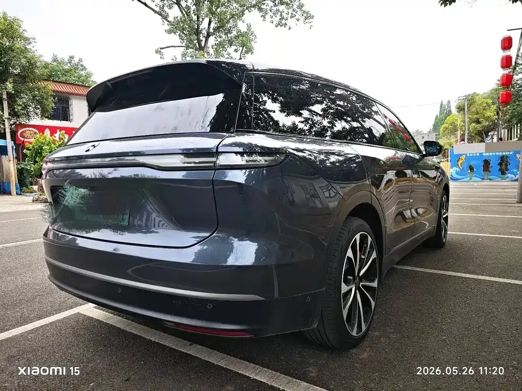 NIO ES8 — фото 3