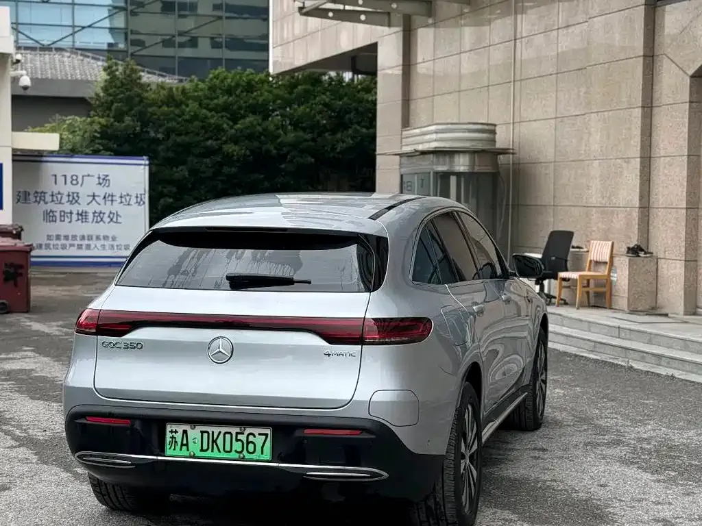 Mercedes-Benz EQC 2022 из CN, фото 8