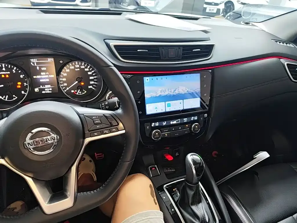 Nissan Qashqai — фото 10