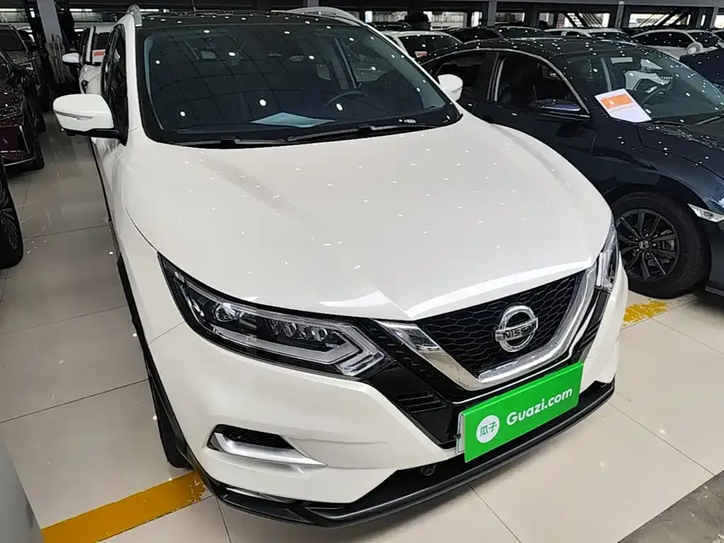 Nissan Qashqai — фото 7