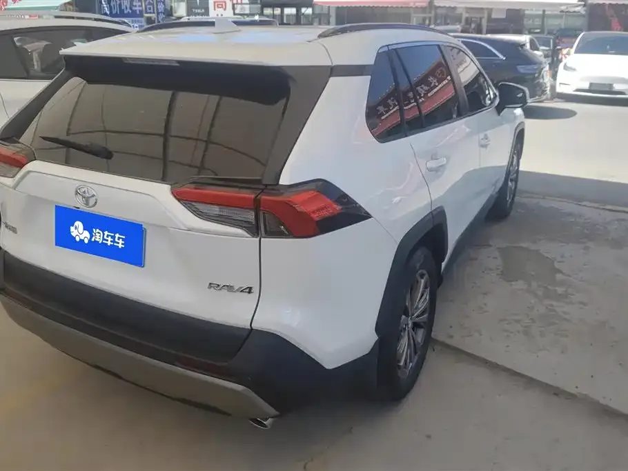 Toyota RAV4 2024 из CN, фото 10