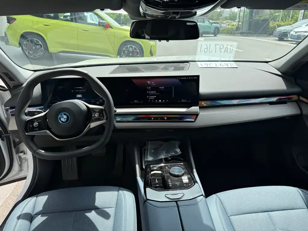 BMW i5 2025 из CN, фото 8