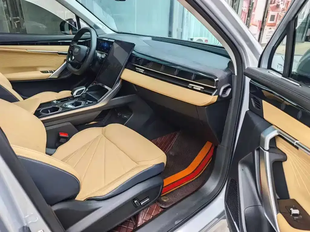 Geely Boyue L 2023 из CN, фото 5