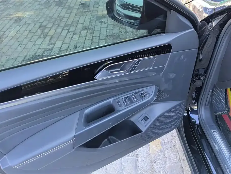 Volkswagen Passat — фото 5