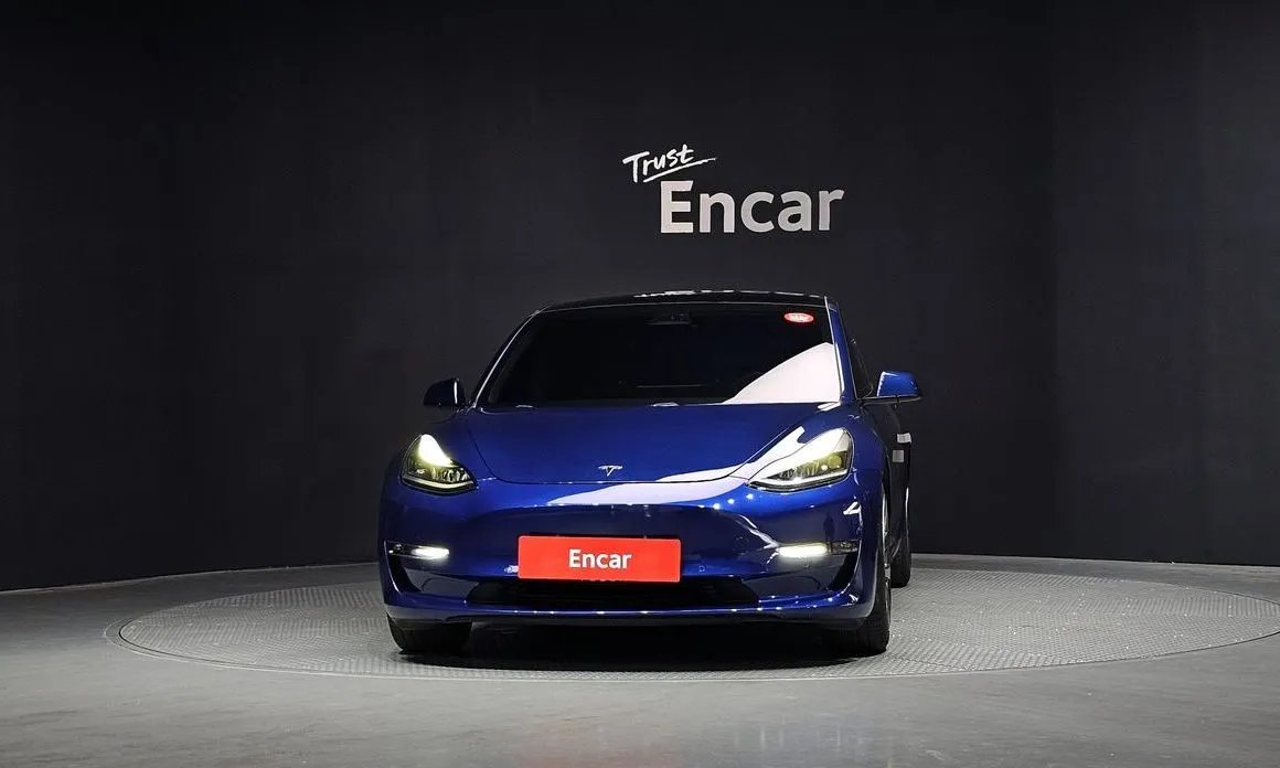 Tesla Model 3 2021 из KR, фото 2