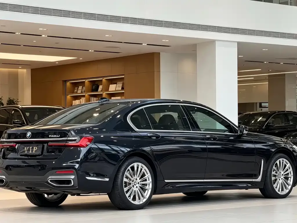 BMW 7 Series 2022 из CN, фото 4