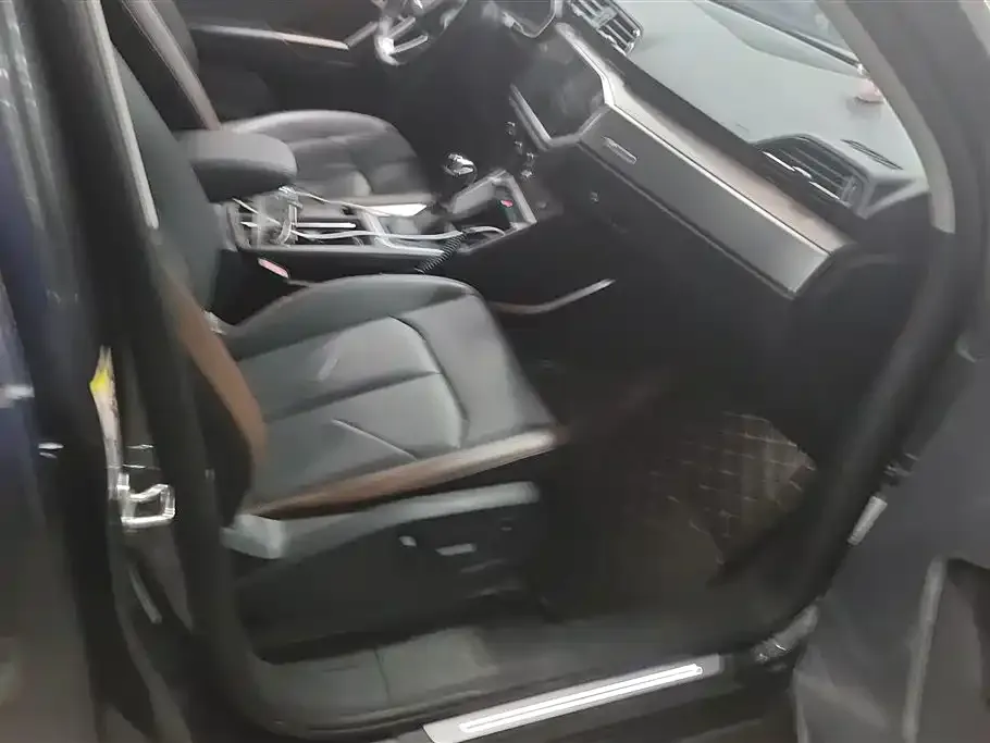 Audi Q3 2021 из CN, фото 2