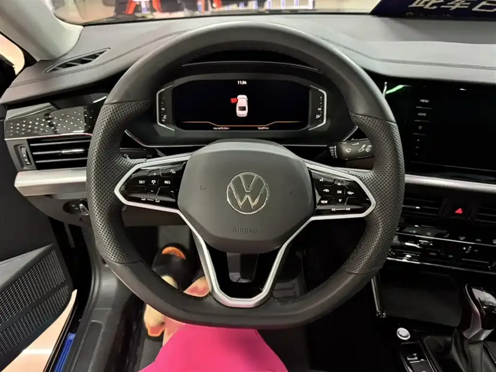 Volkswagen Passat — фото 10