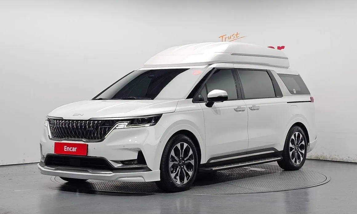 Kia Carnival — фото 1