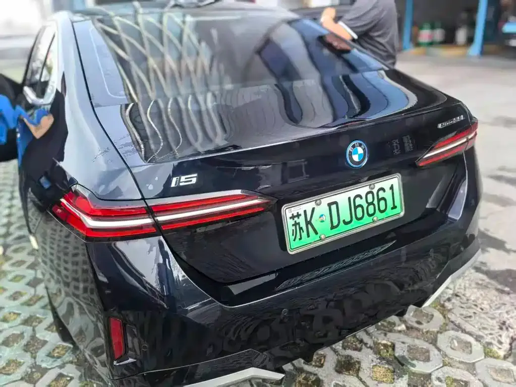 BMW i5 2025 из CN, фото 5