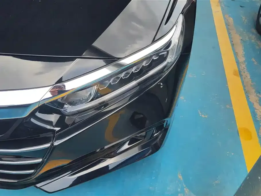 Honda Accord — фото 4