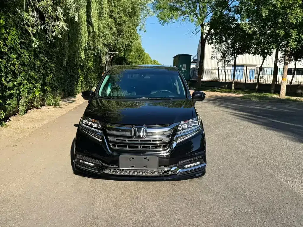 Honda Elysion 2021 из CN, фото 9