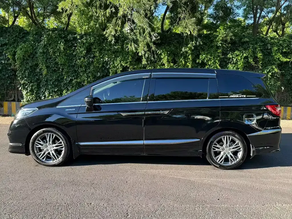 Honda Elysion 2021 из CN, фото 7