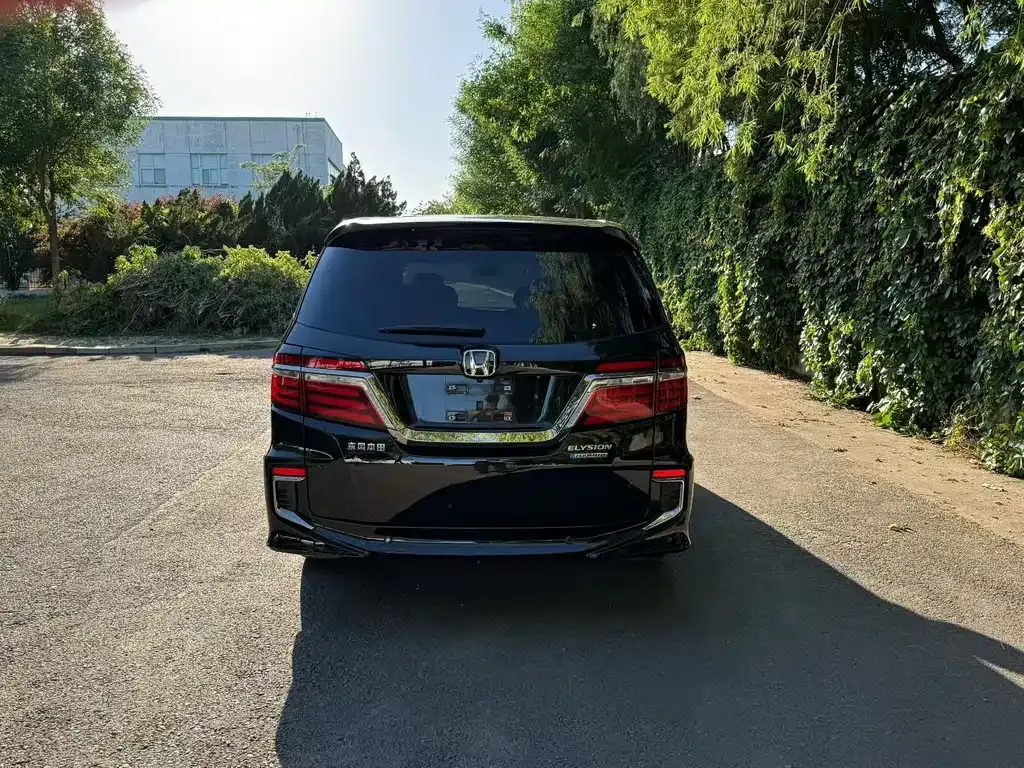 Honda Elysion 2021 из CN, фото 8