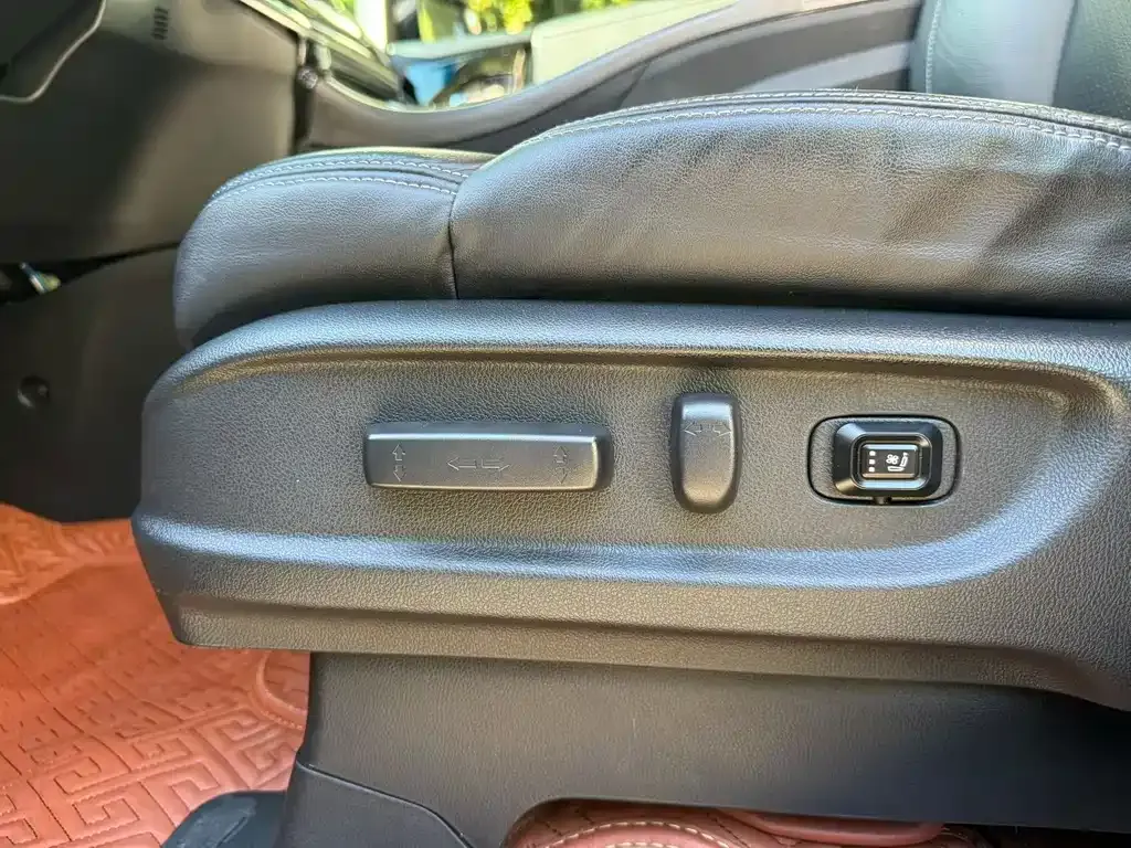 Honda Elysion 2021 из CN, фото 5