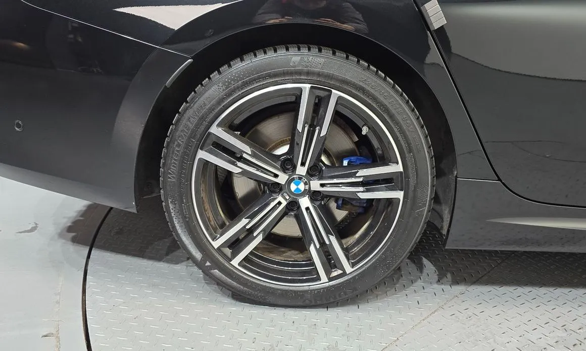 BMW 3-Series 2025 из KR, фото 9