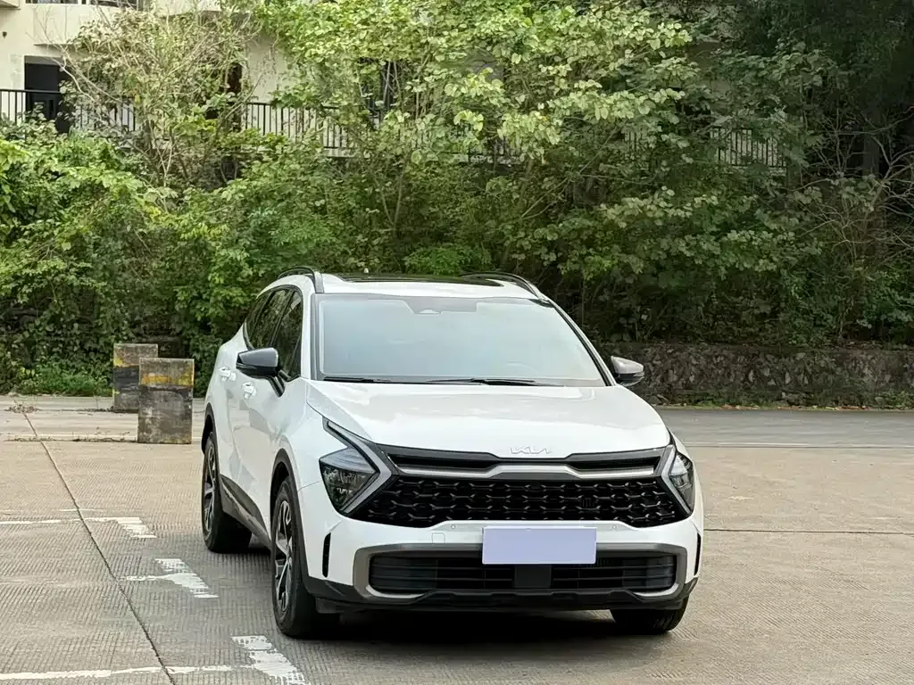 Kia Sportage 2023 из CN, фото 9