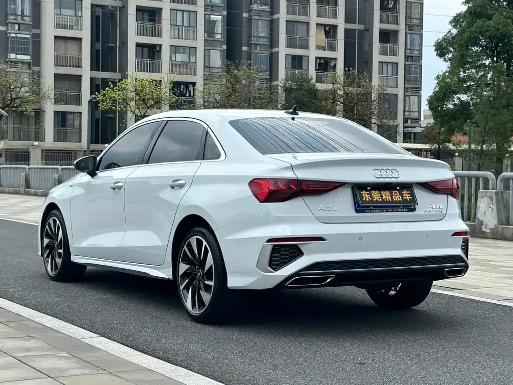 Audi A3 — фото 8