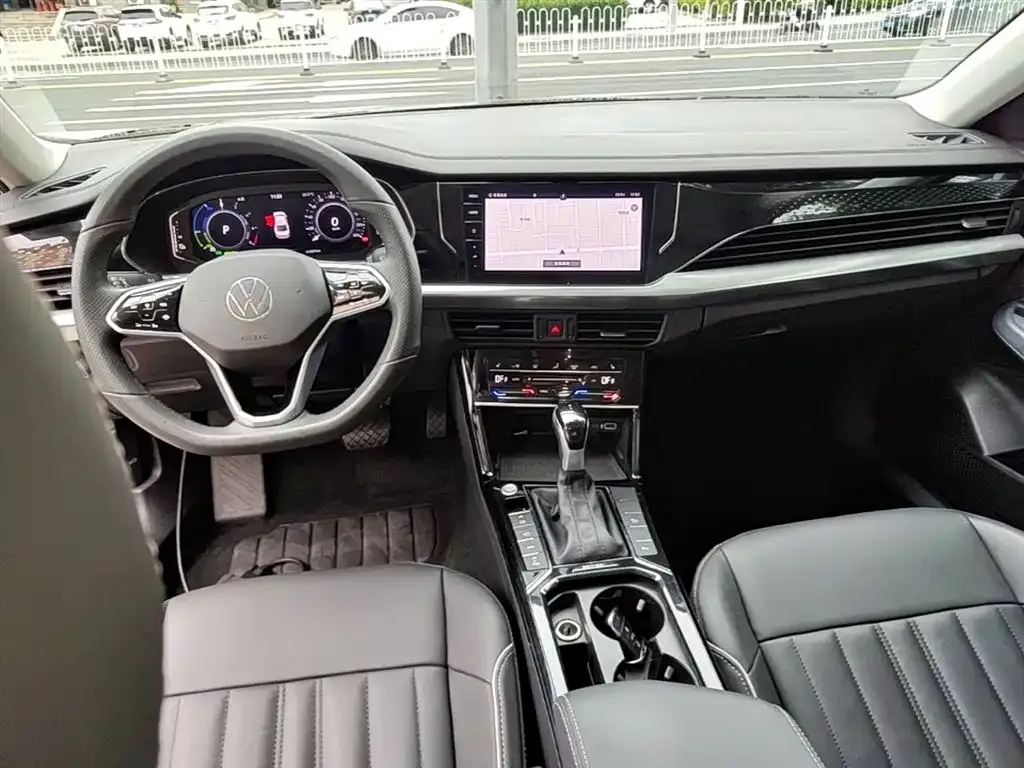Volkswagen 帕萨特插电混动 — фото 10