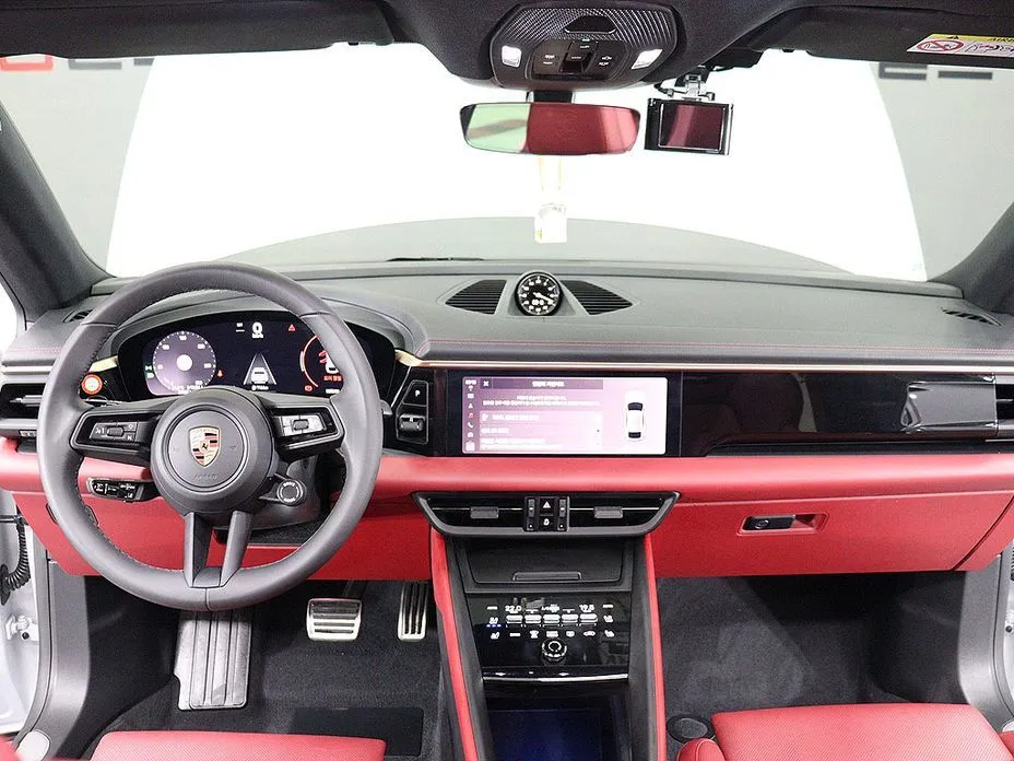 Porsche Macan 2025 из KR, фото 3
