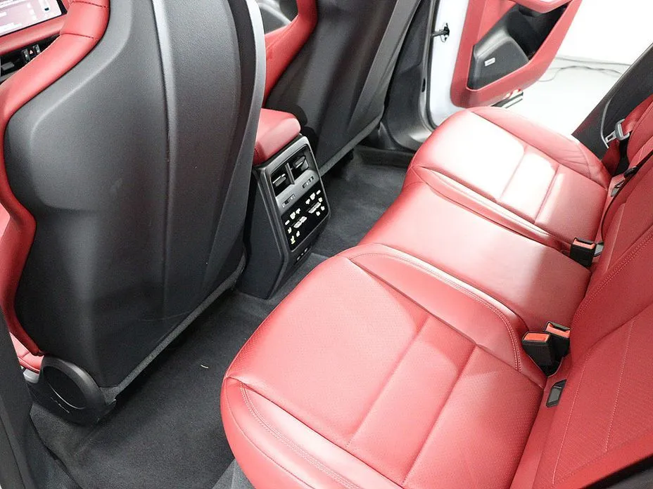Porsche Macan 2025 из KR, фото 6