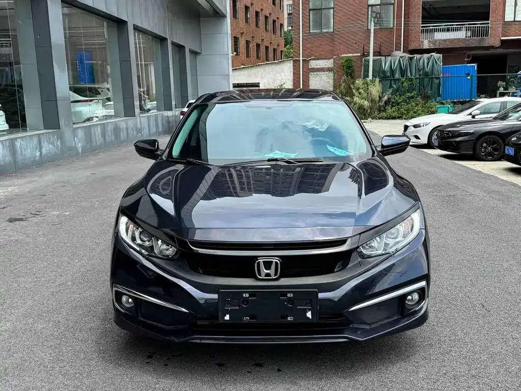 Honda Civic — фото 7