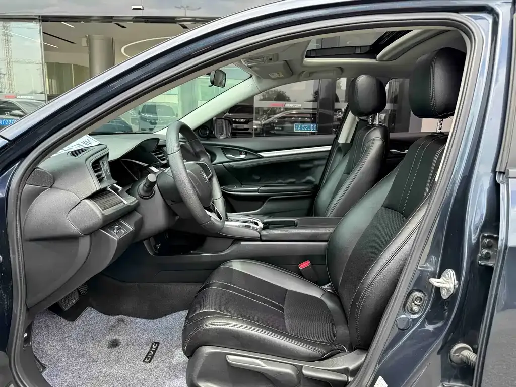 Honda Civic — фото 5