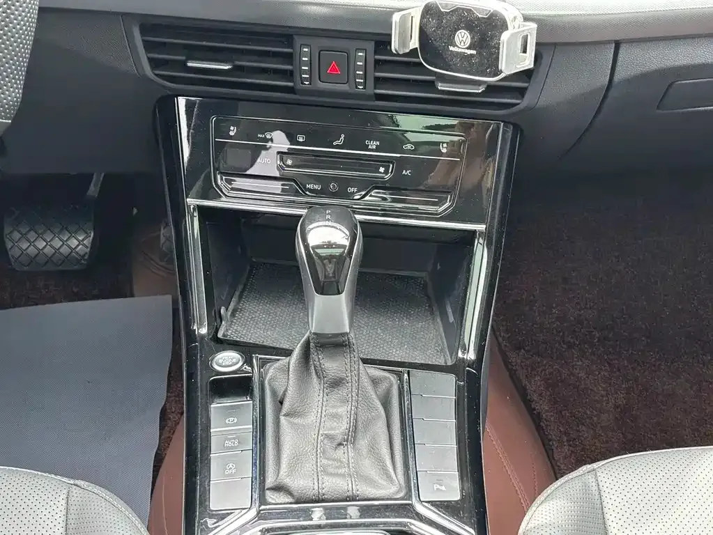 Volkswagen Passat — фото 5