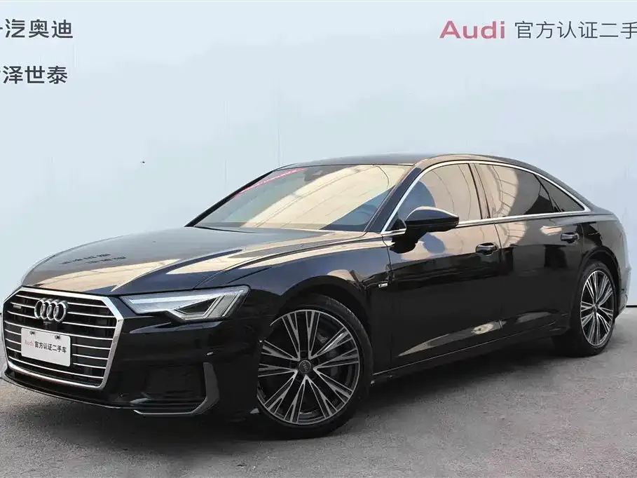 Audi A6L — фото 1